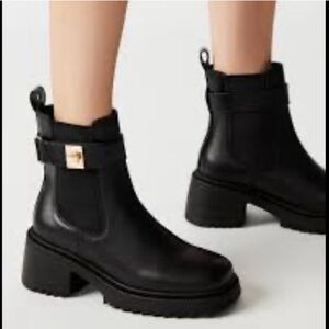 NEW Steve Madden Gate Leather Boots Size 8.5